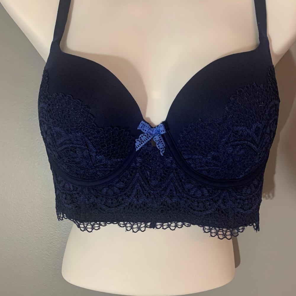 Victoria’s Secret Body by Victoria Lined Demi Bra